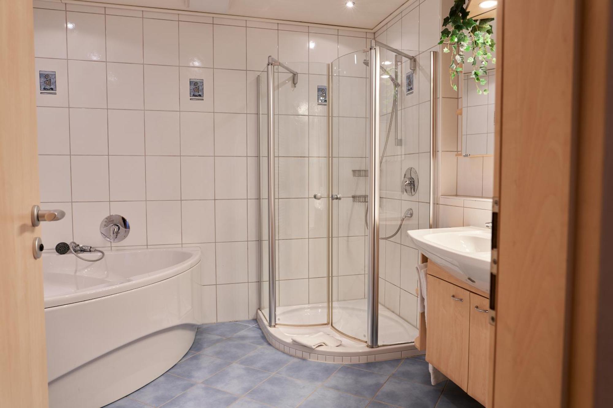 Motel Drei Koenig- Ihr Transithotel Heimsheim Екстер'єр фото